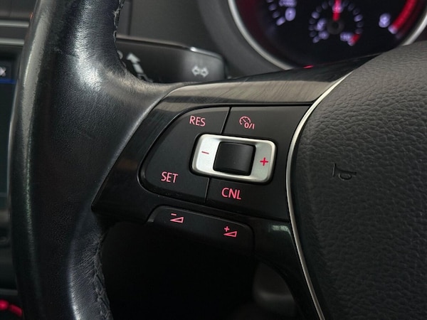 Used Volkswagen Polo 2017 for sale - 76040210: Photo 21