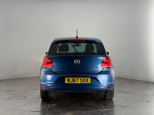 Used Volkswagen Polo 2017 for sale - 76040210: Photo 9
