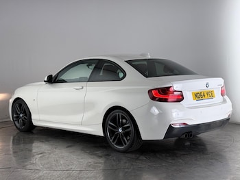 Used BMW 2 Series 2015 for sale - 76619851: Photo