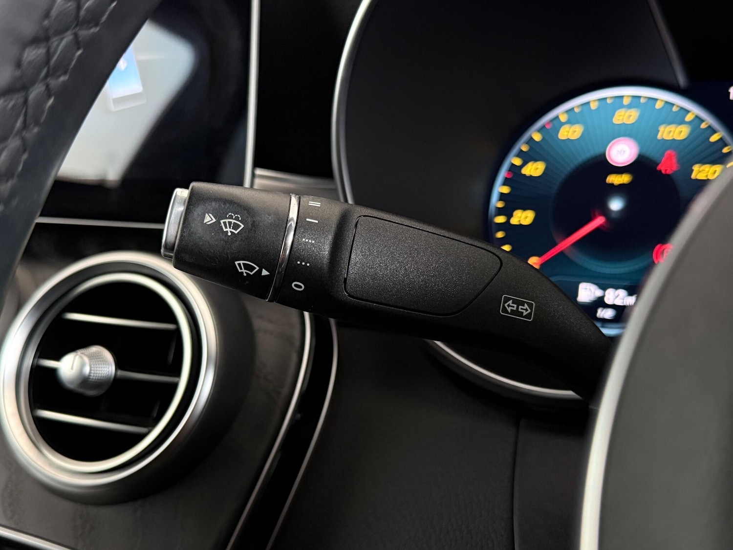 Used Mercedes-Benz C Class 2020 for sale - 76913299: Photo 23