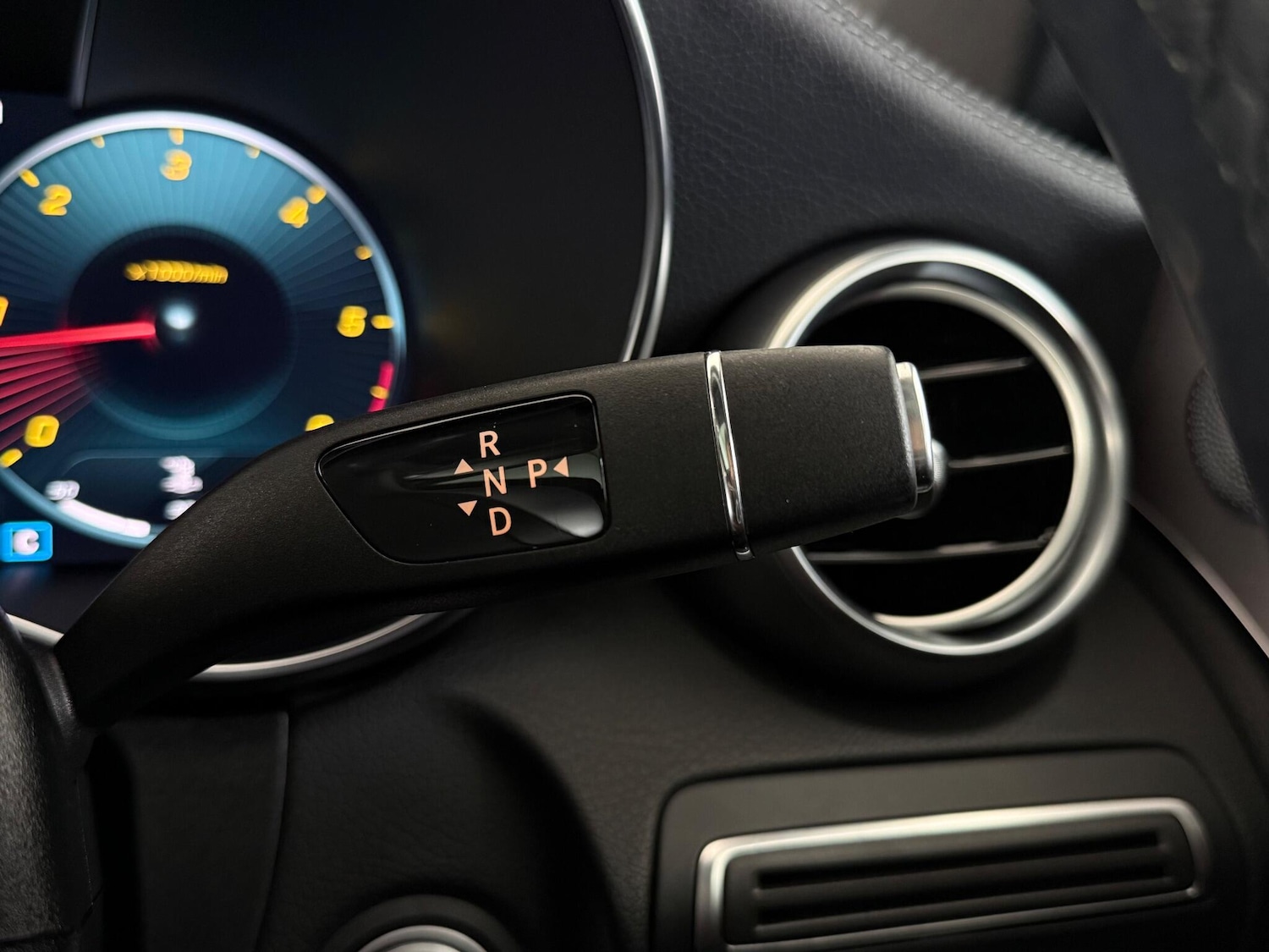 Used Mercedes-Benz C Class 2020 for sale - 76913299: Photo 24