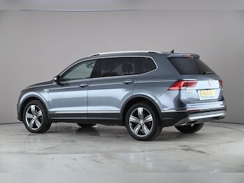 Used Volkswagen Tiguan Allspace 2018 for sale - 78261503: Photo