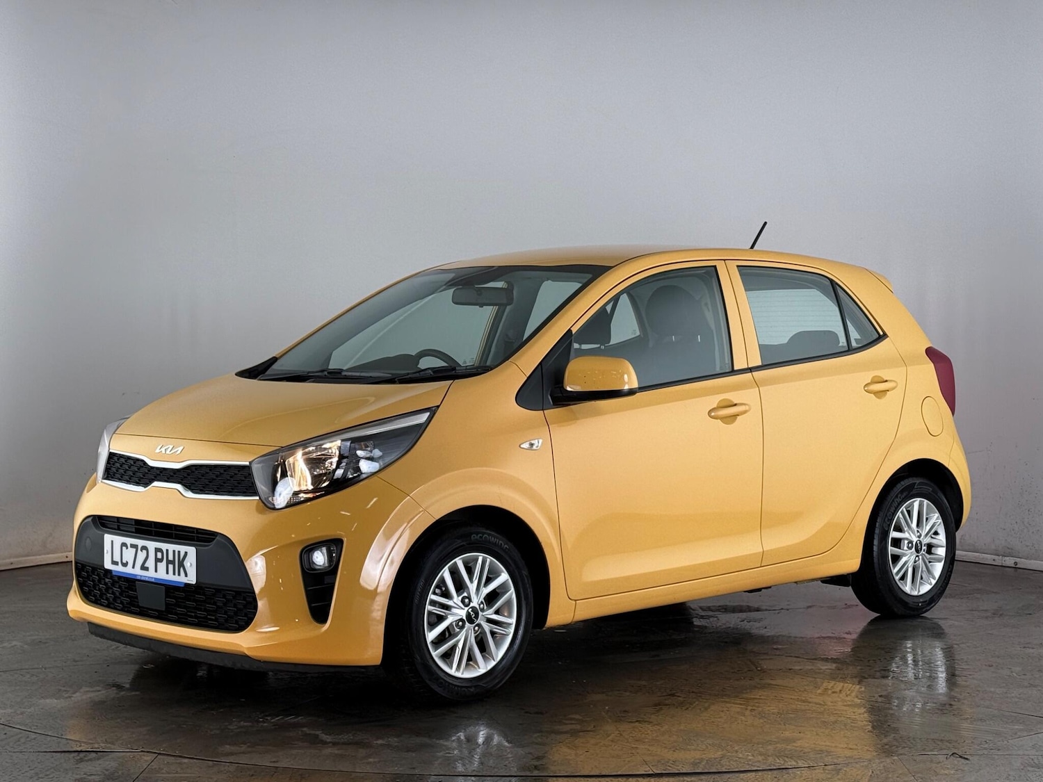 Used Kia Picanto 2022 for sale - 77517354: Photo 2