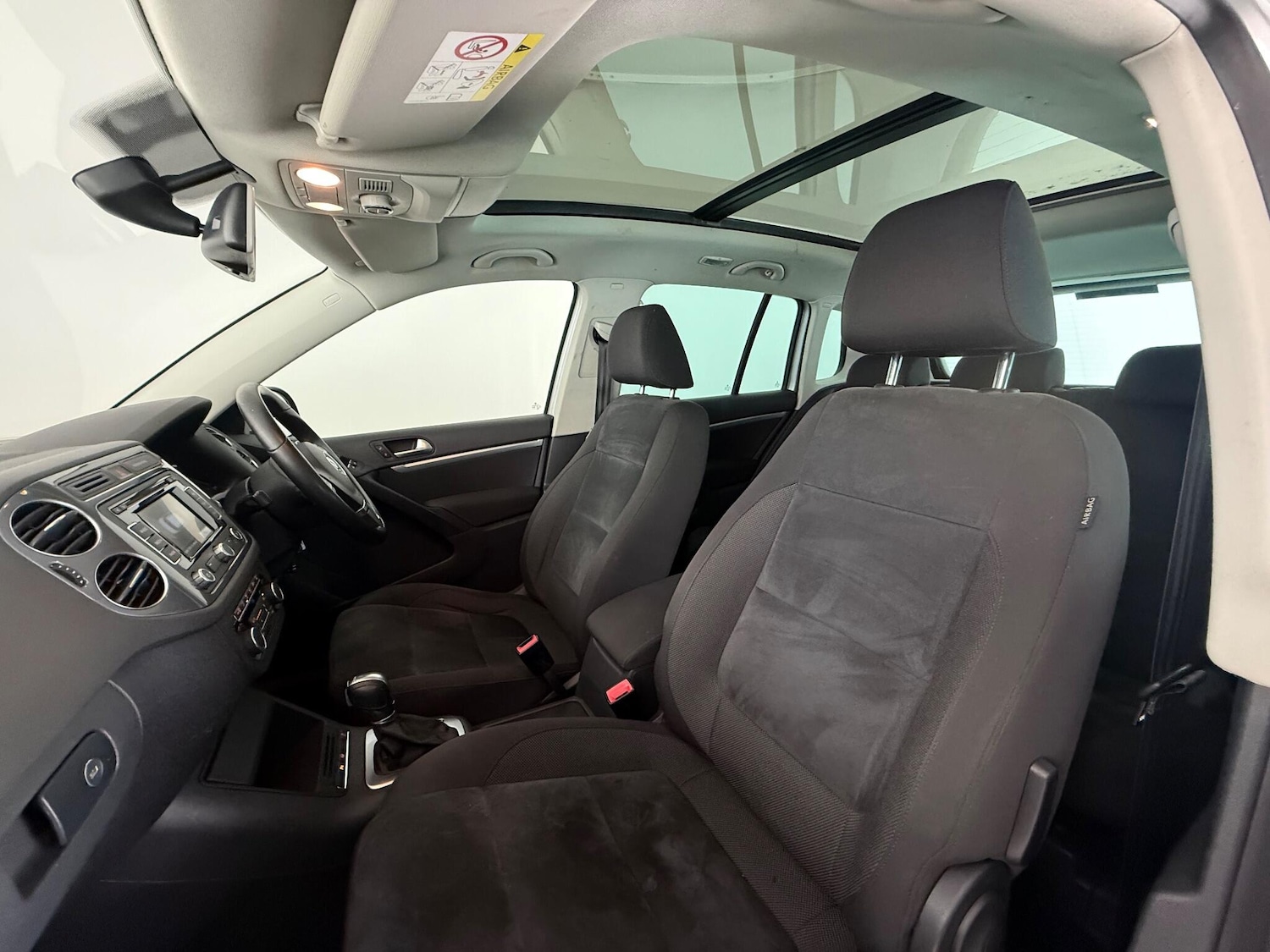 Used Volkswagen Tiguan 2014 for sale - 77181378: Photo 28