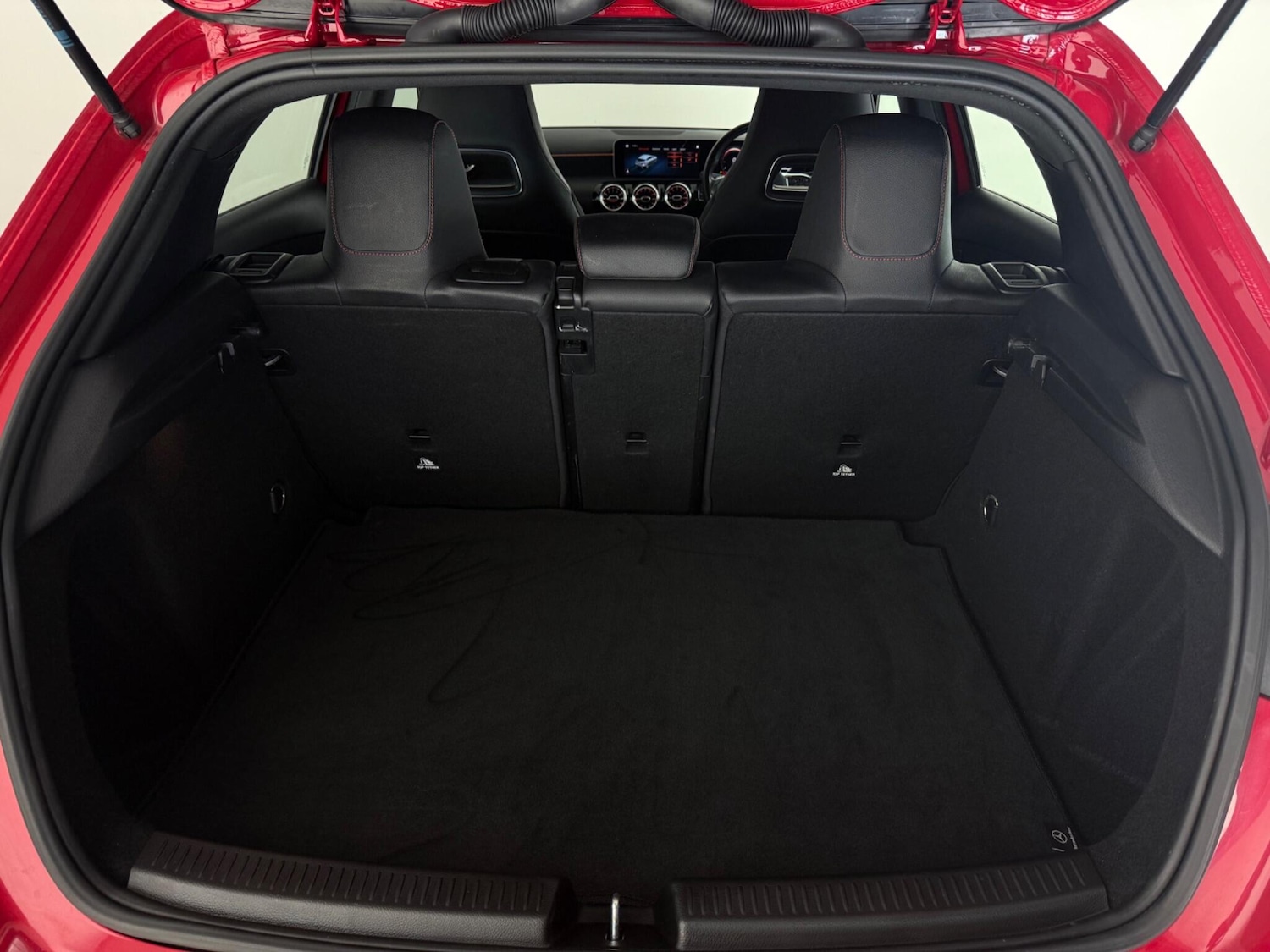 Used Mercedes-Benz A-Class 2019 for sale - 76468420: Photo 13