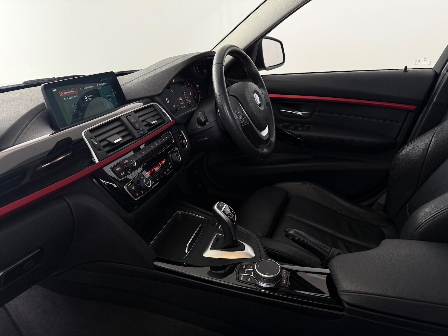 Used BMW 3 Series 2019 for sale - 77242940: Photo 12