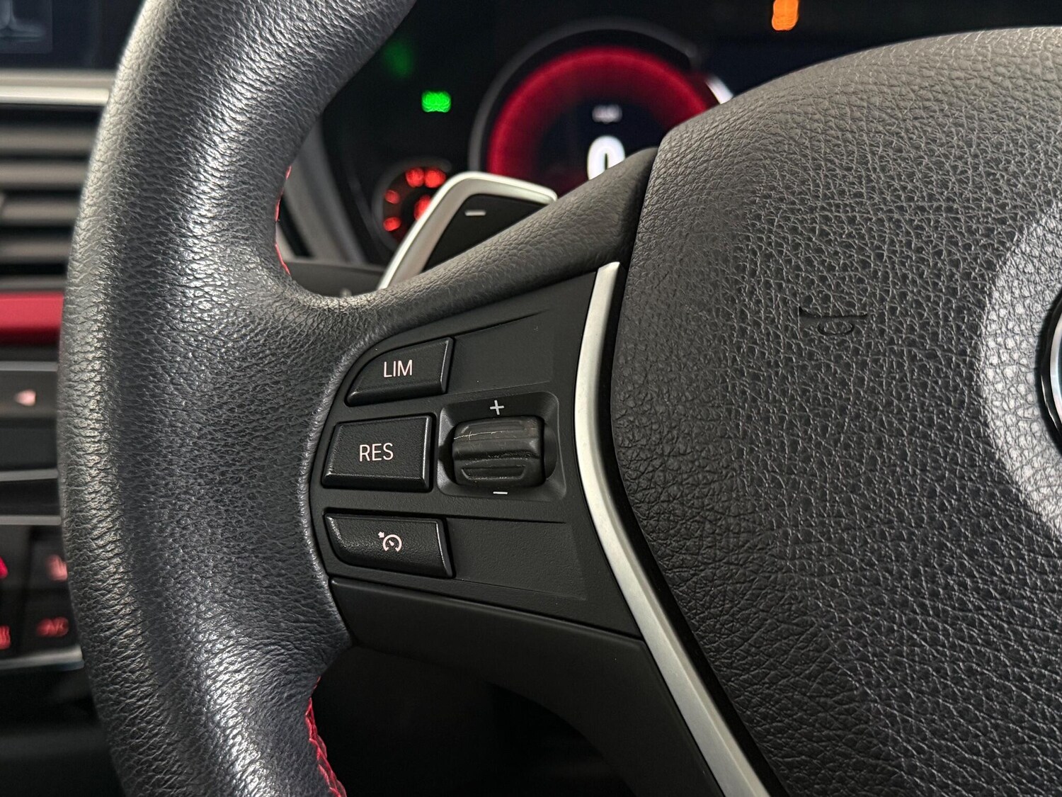 Used BMW 3 Series 2019 for sale - 77242940: Photo 20