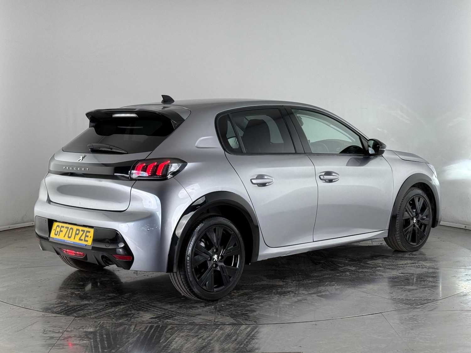 Used Peugeot 208 2020 for sale - 77181169: Photo 3