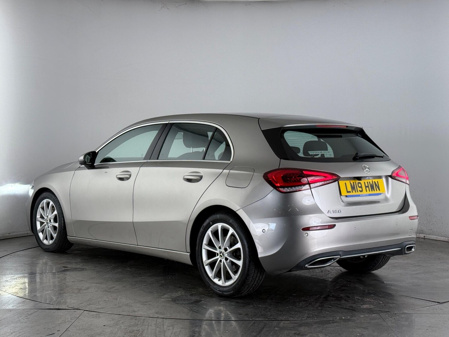 Used Mercedes-Benz A-Class 2019 for sale - 77659215: Photo 4