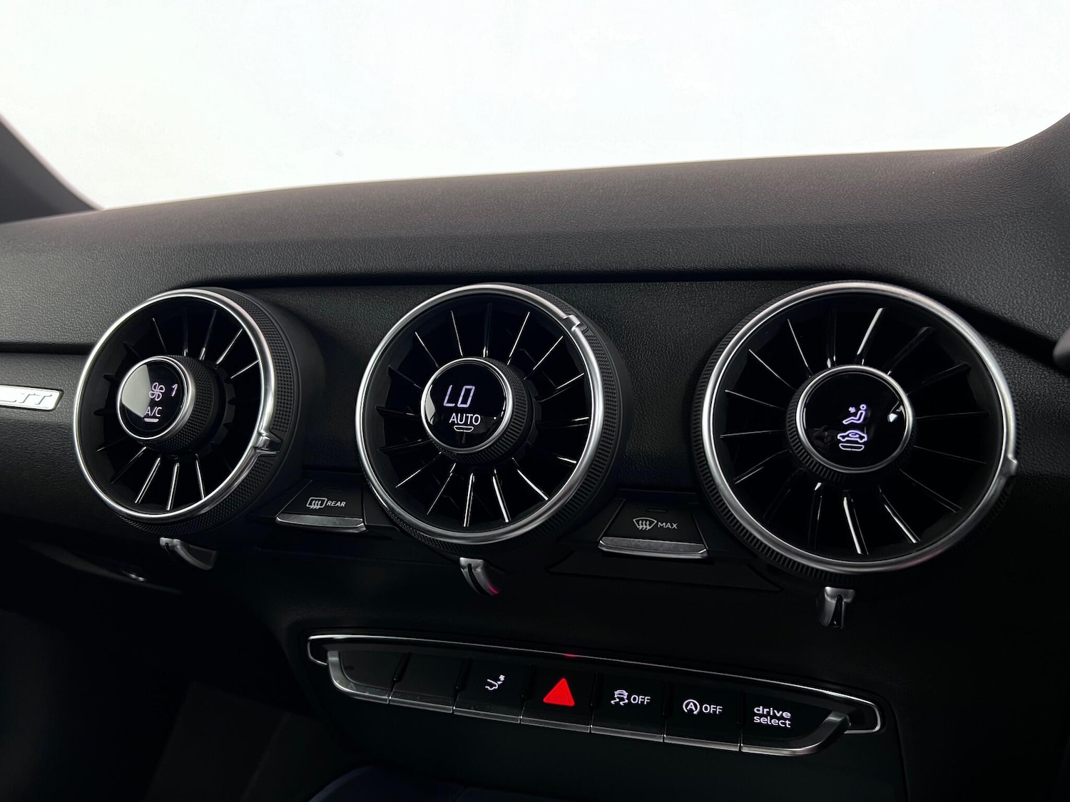 Used Audi TT 2016 for sale - 77222660: Photo 34