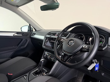Used Volkswagen Tiguan 2019 for sale - 79121917: Photo