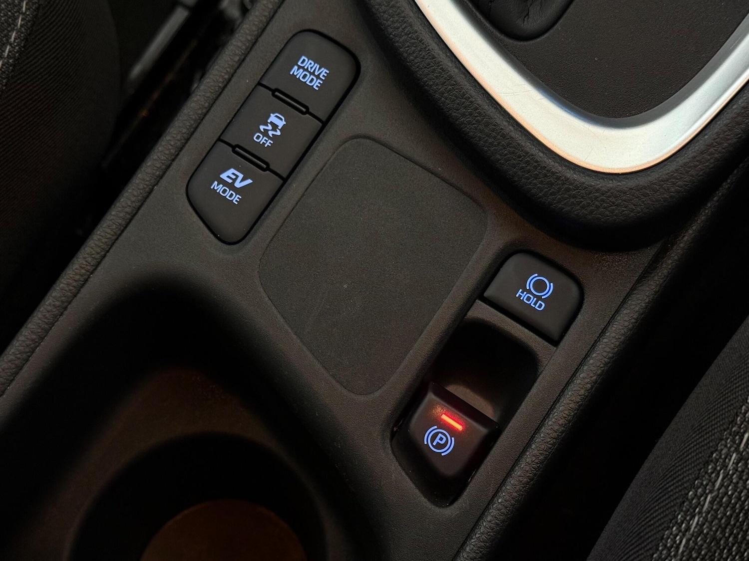 Used Toyota Yaris Cross 2022 for sale - 77181159: Photo 29