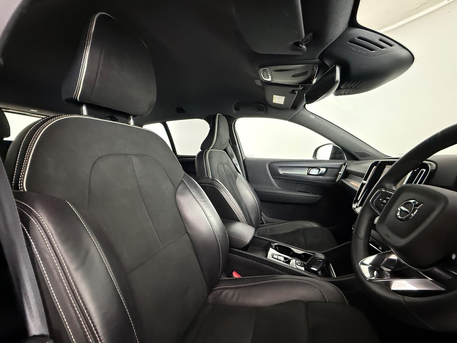 Used Volvo XC40 2021 for sale - 77364841: Photo 8