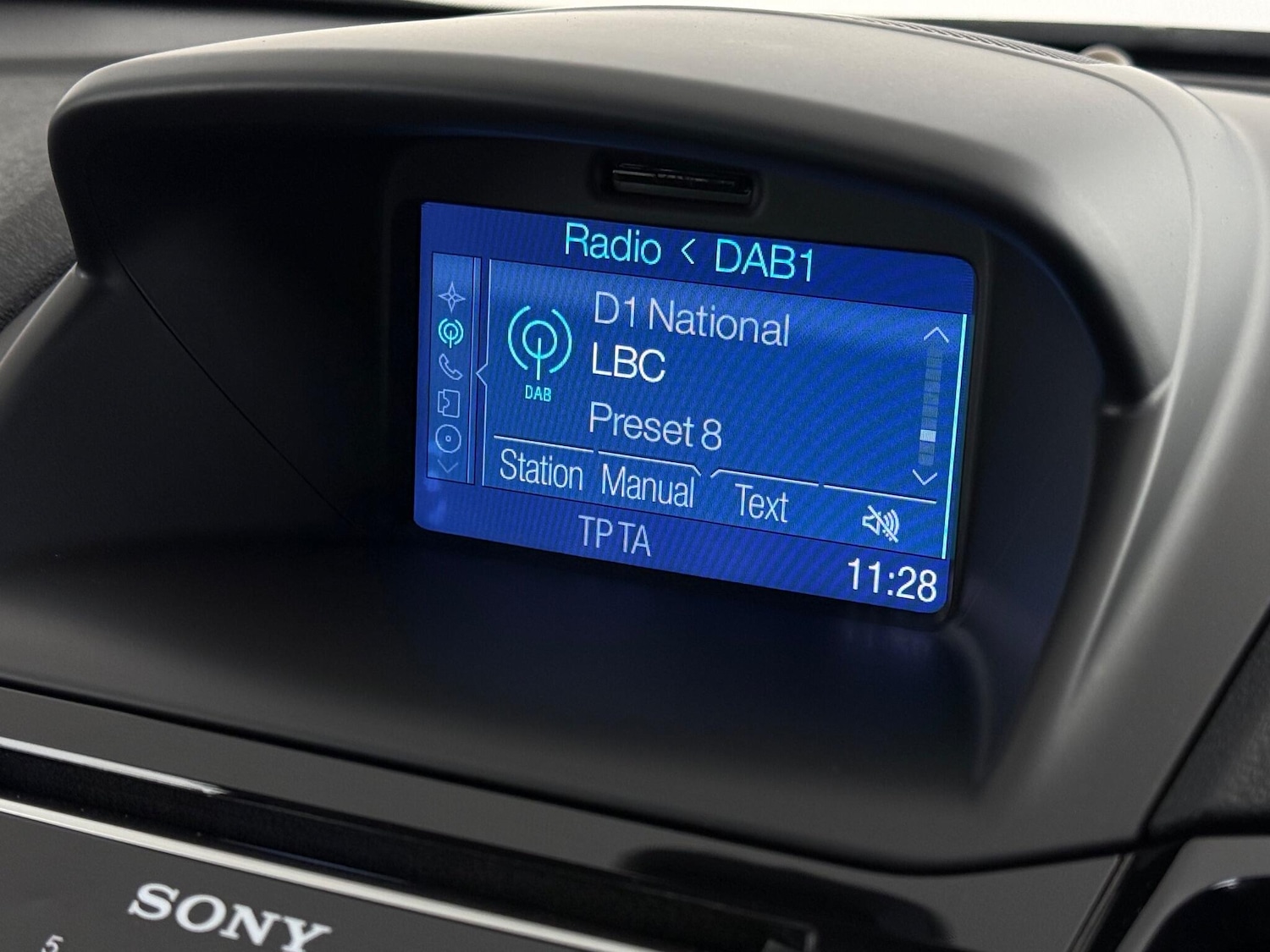 Used Ford Fiesta 2017 for sale - 77181254: Photo 25