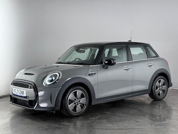 Used MINI Hatch 2021 for sale - 77181136: Photo