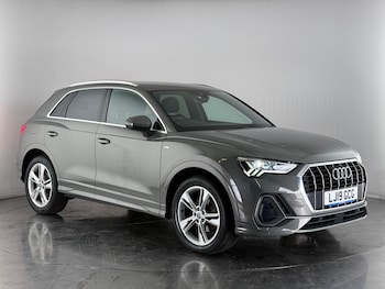 Used Audi Q3 2019 for sale - 76468485: Photo