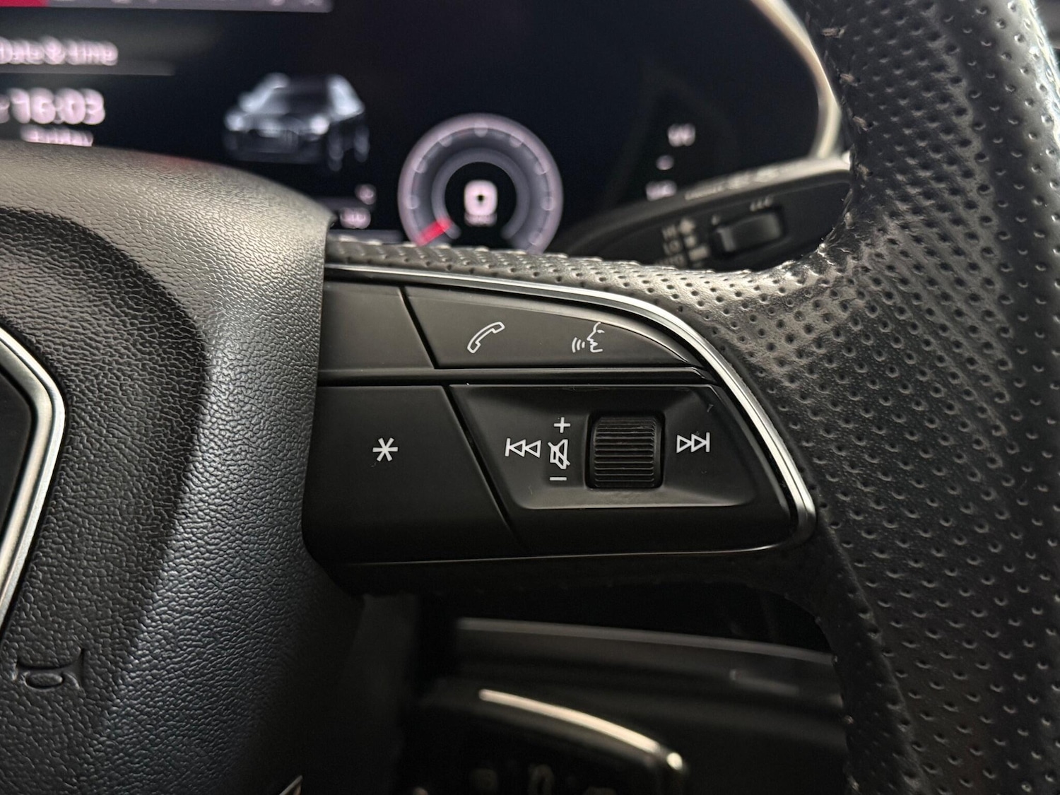 Used Audi Q3 2019 for sale - 76468485: Photo 28