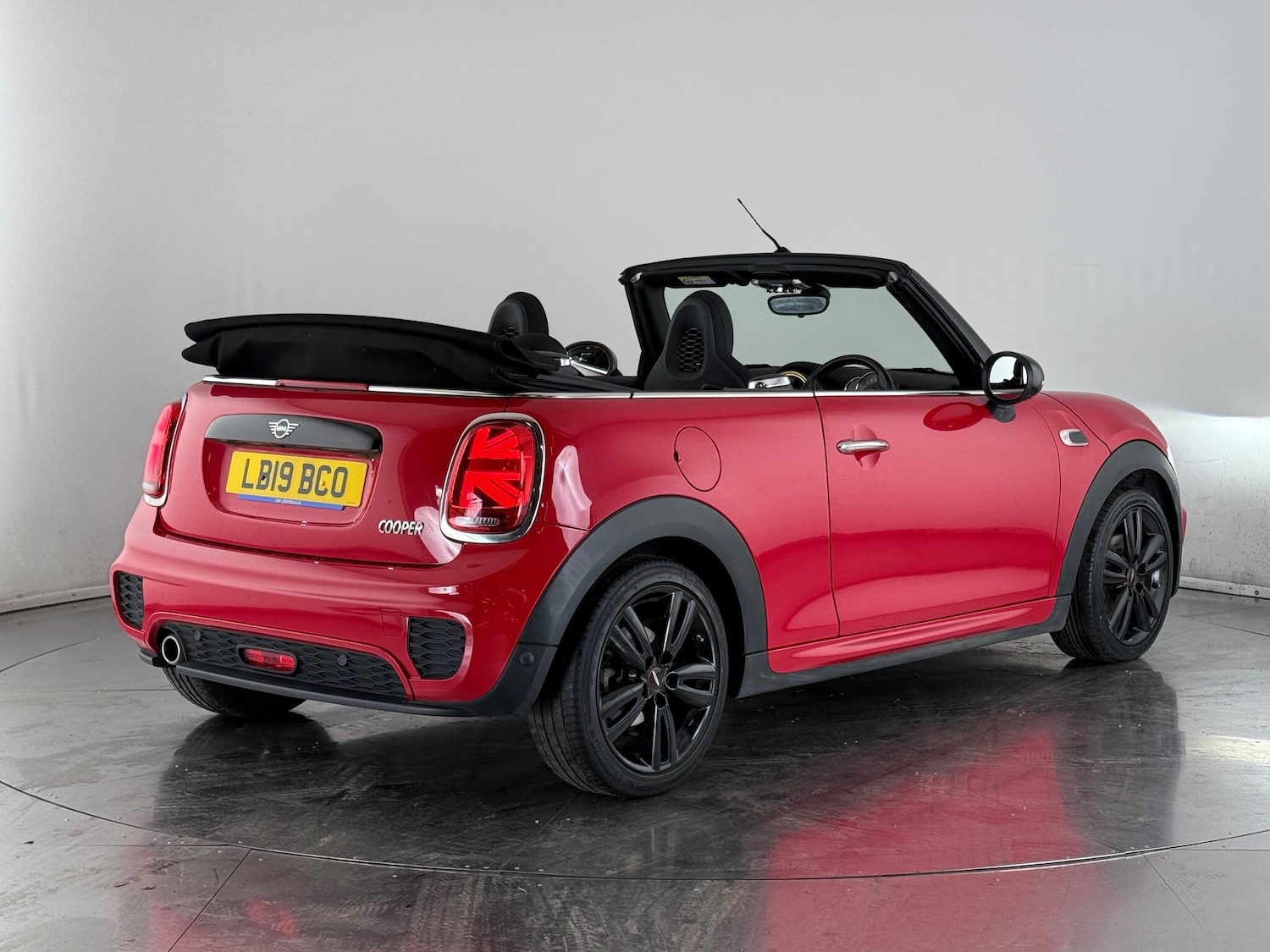 Used MINI Convertible 2019 for sale - 76468483: Photo 7