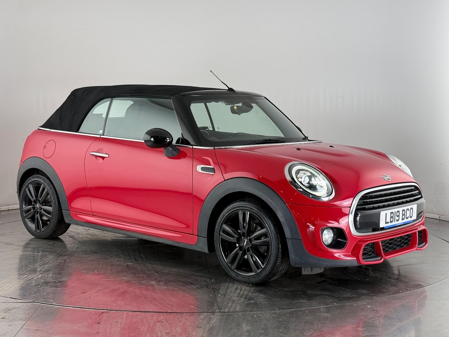 Used MINI Convertible 2019 for sale - 76468483: Photo 8