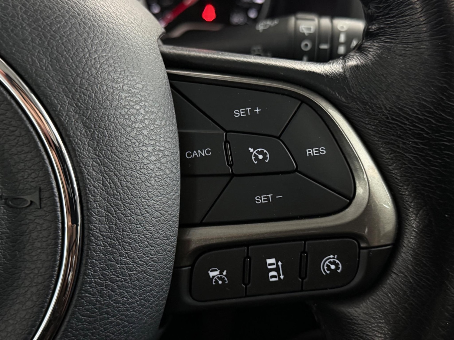 Used Jeep Renegade 2018 for sale - 76468534: Photo 30