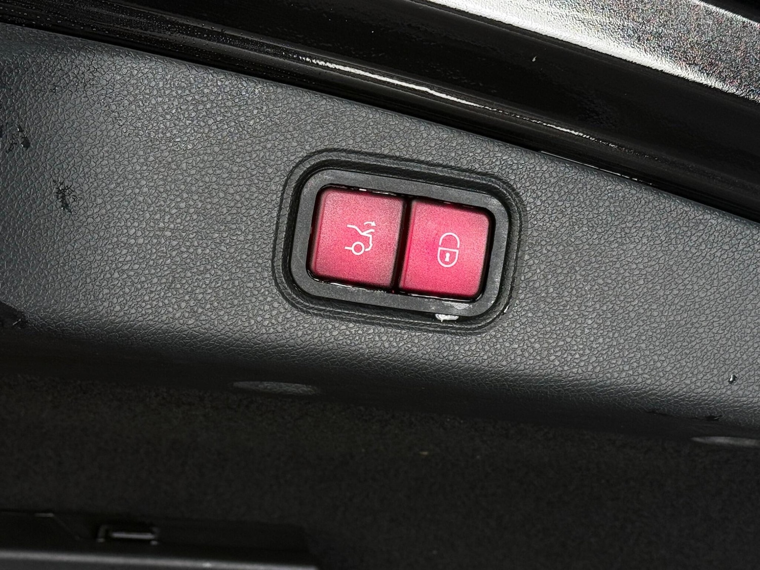 Used Mercedes-Benz E Class 2018 for sale - 77917042: Photo 10