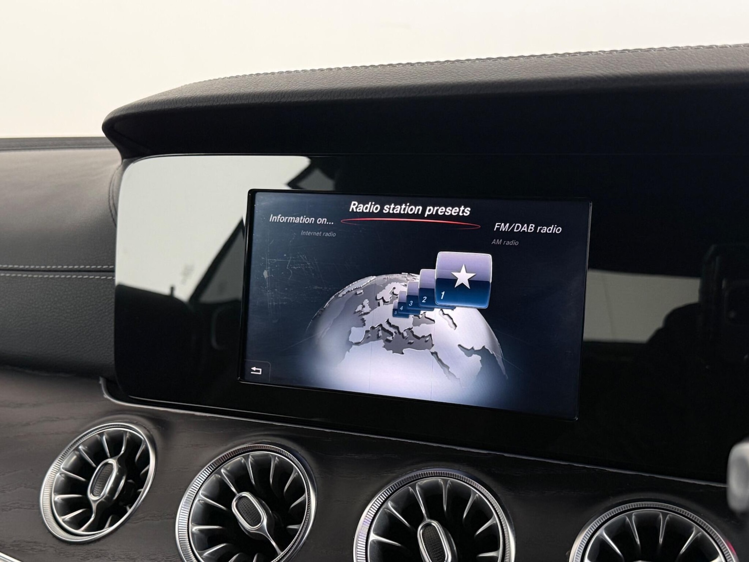 Used Mercedes-Benz E Class 2018 for sale - 77917042: Photo 21