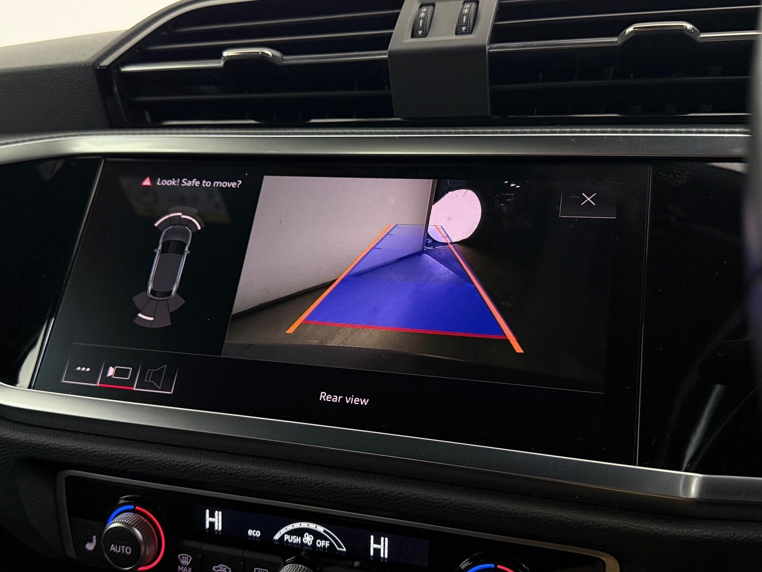 Used Audi Q3 2020 for sale - 76539030: Photo 38