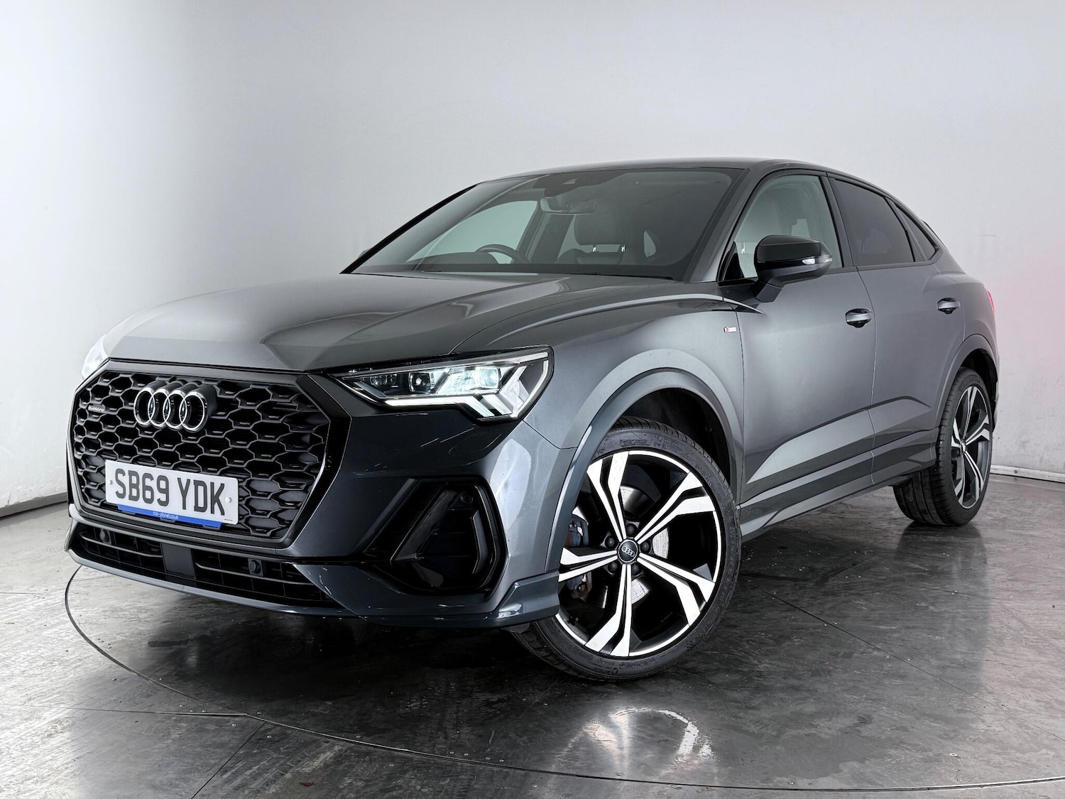 Used Audi Q3 2020 for sale - 76539030: Photo 47