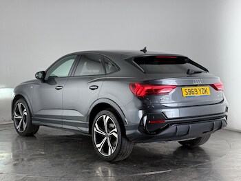 Used Audi Q3 2020 for sale - 76539030: Photo