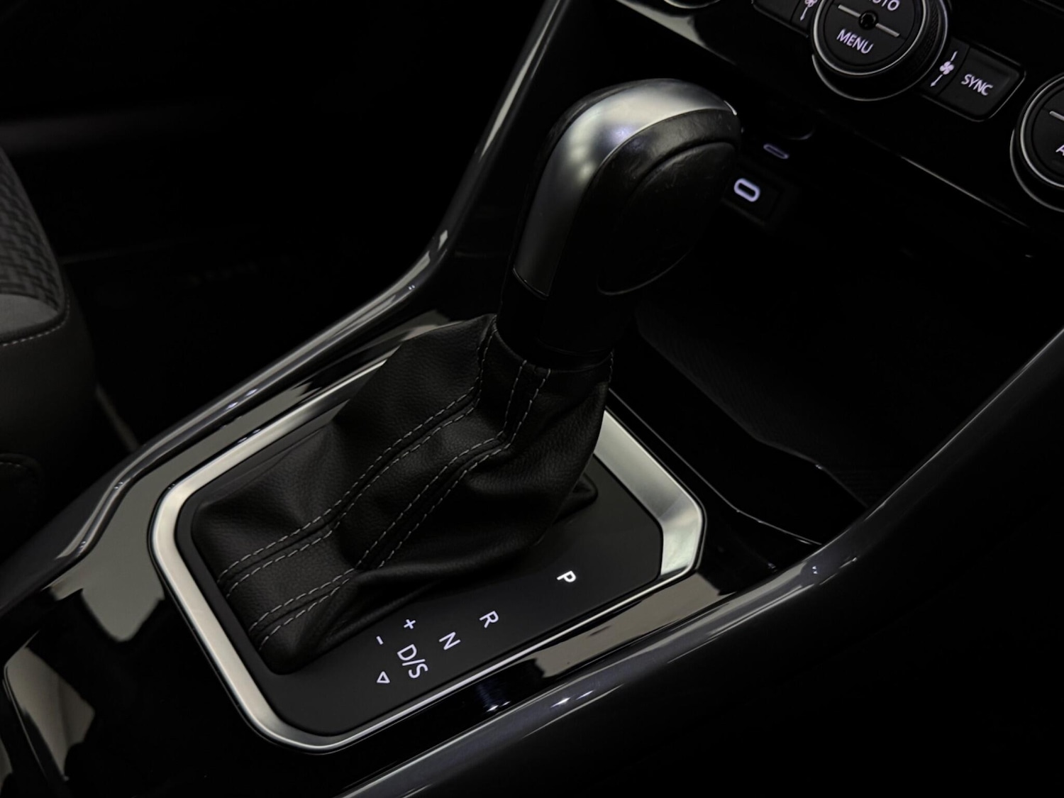 Used Volkswagen T-Roc 2020 for sale - 78073344: Photo 34