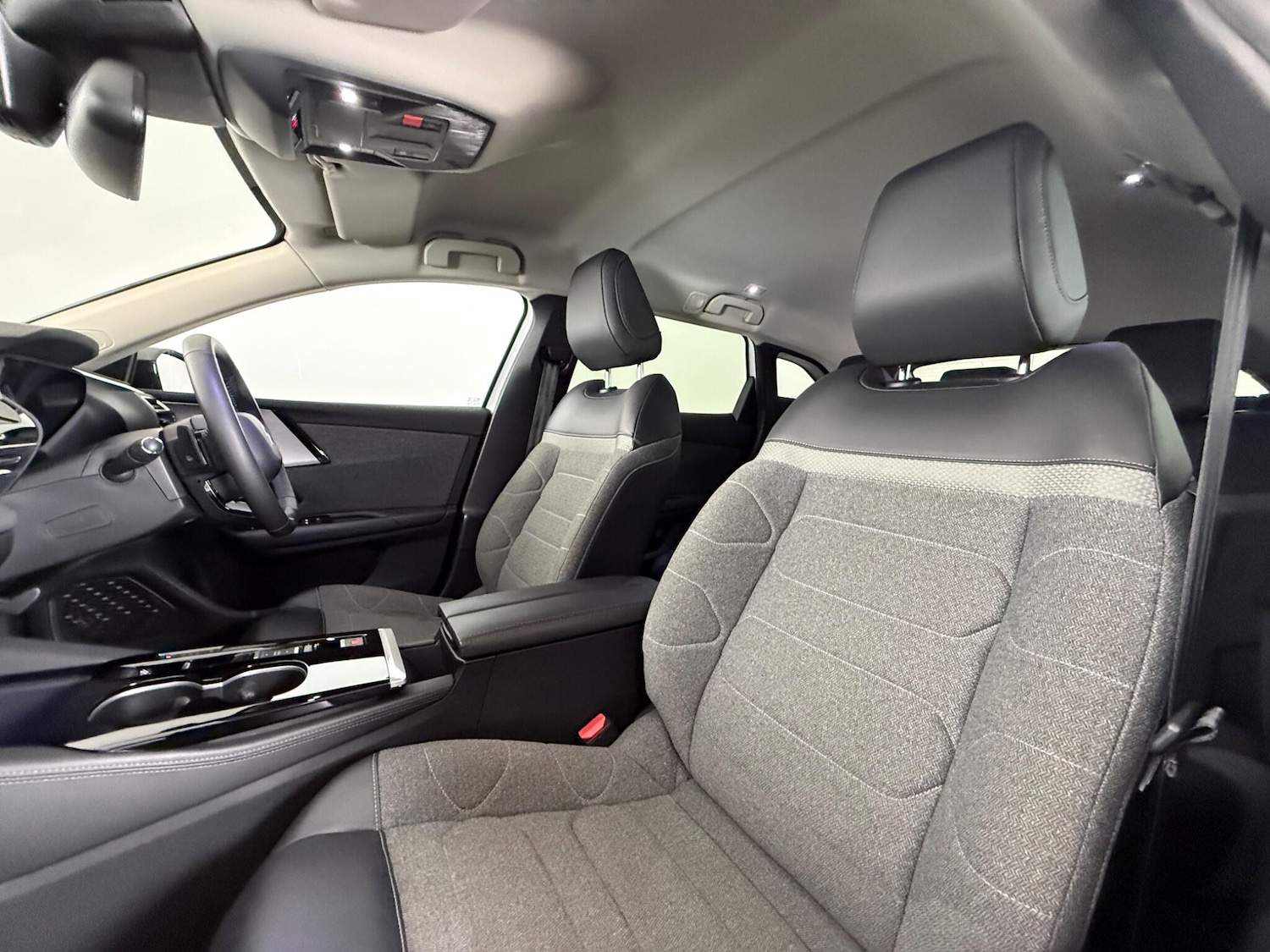 Used Citroen C5 X 2022 for sale - 77456593: Photo 10