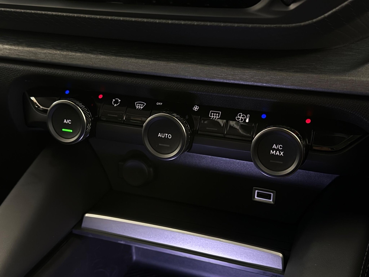 Used Citroen C5 X 2022 for sale - 77456593: Photo 30