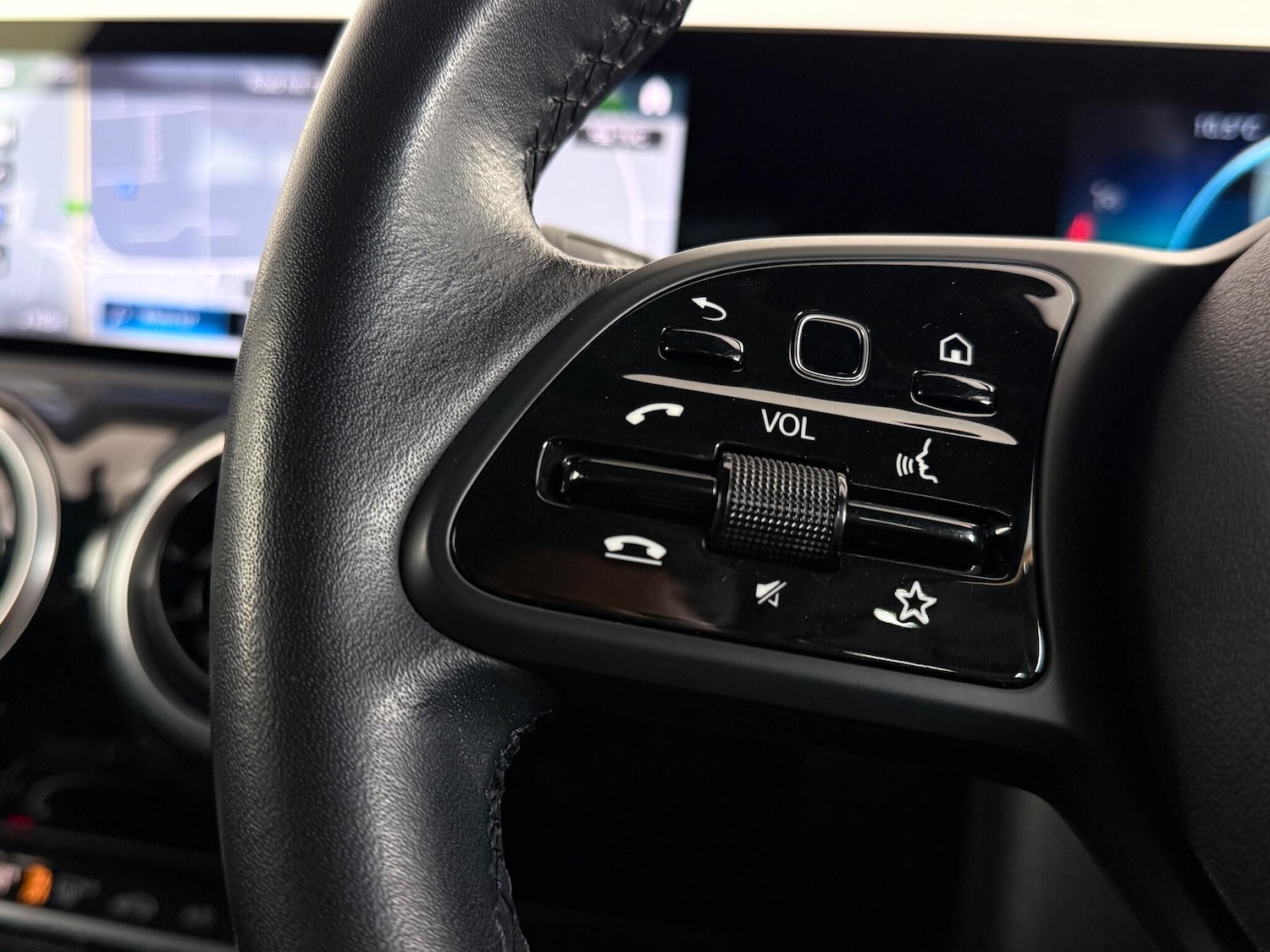 Used Mercedes-Benz A-Class 2019 for sale - 76619931: Photo 23