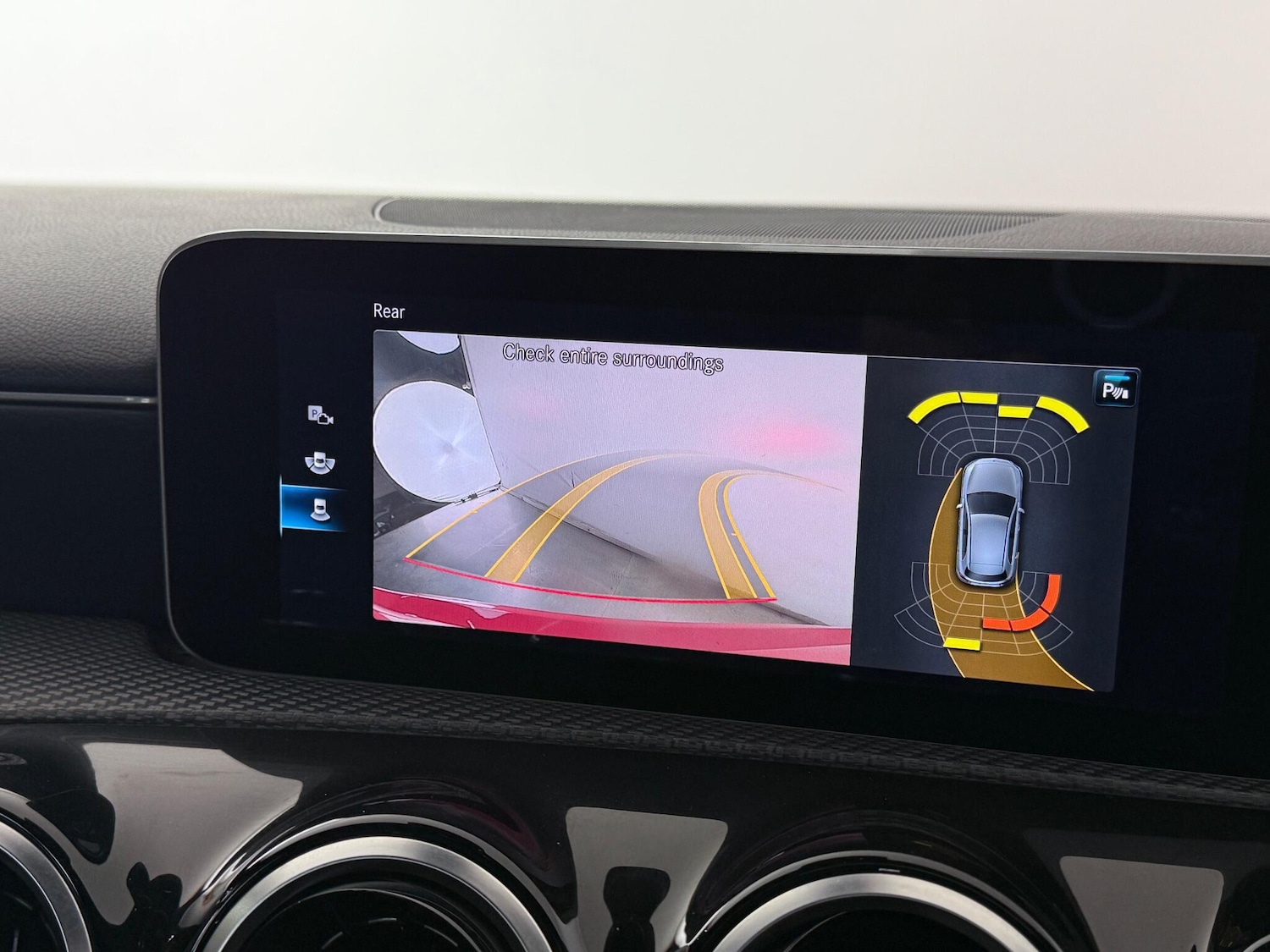 Used Mercedes-Benz A-Class 2019 for sale - 76619931: Photo 37