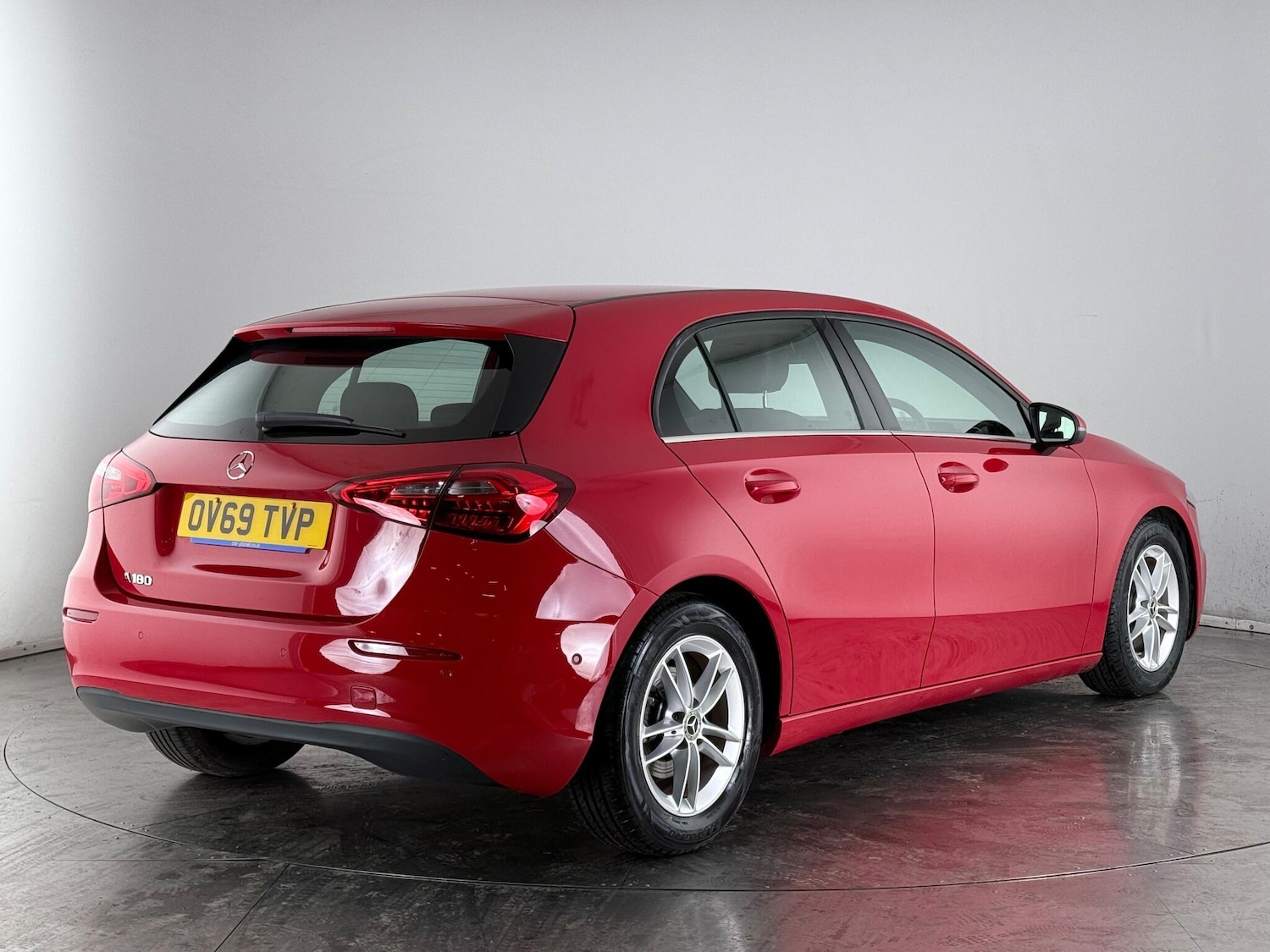 Used Mercedes-Benz A-Class 2019 for sale - 76619931: Photo 4