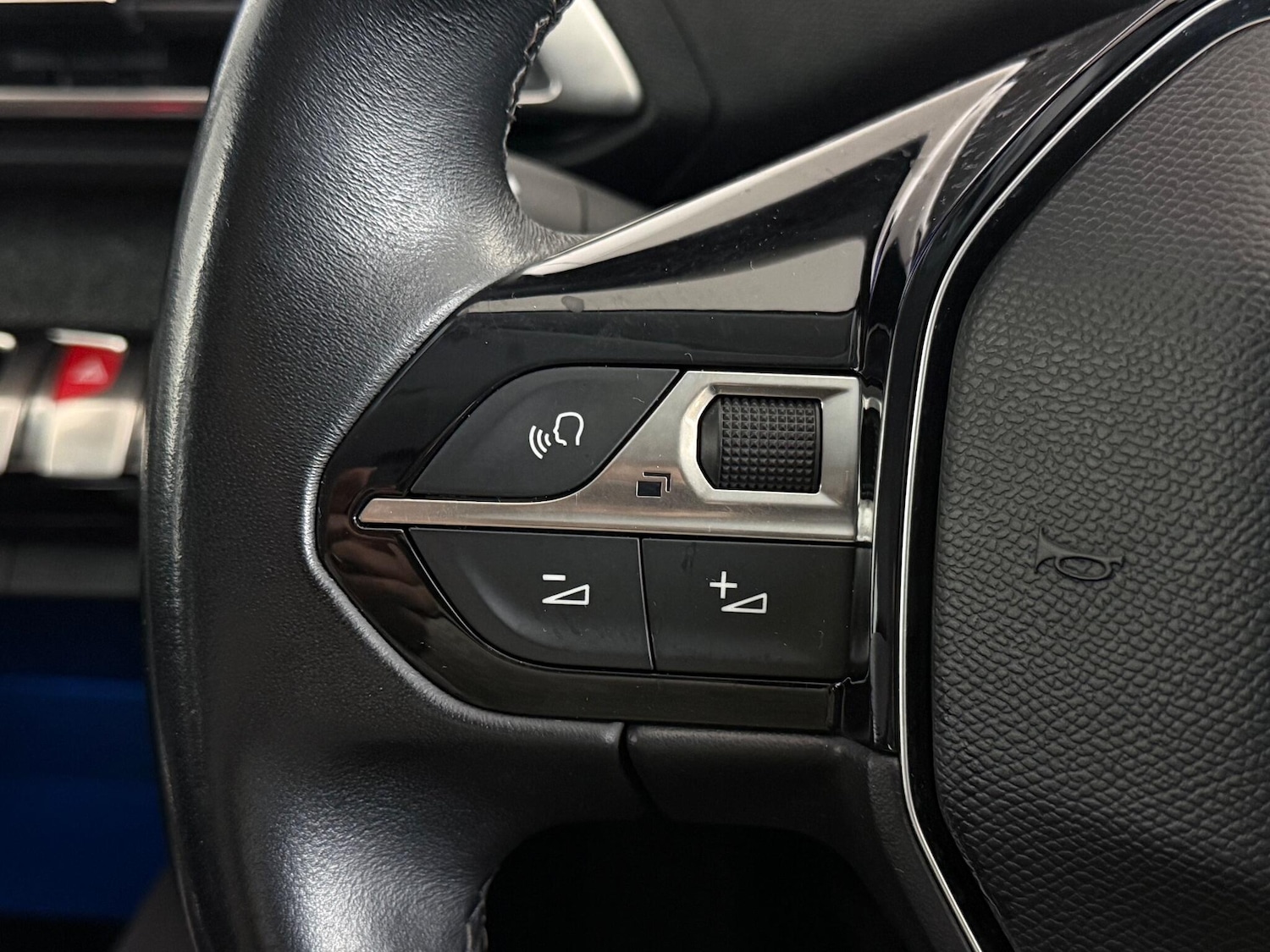 Used Peugeot 3008 2018 for sale - 77246115: Photo 18