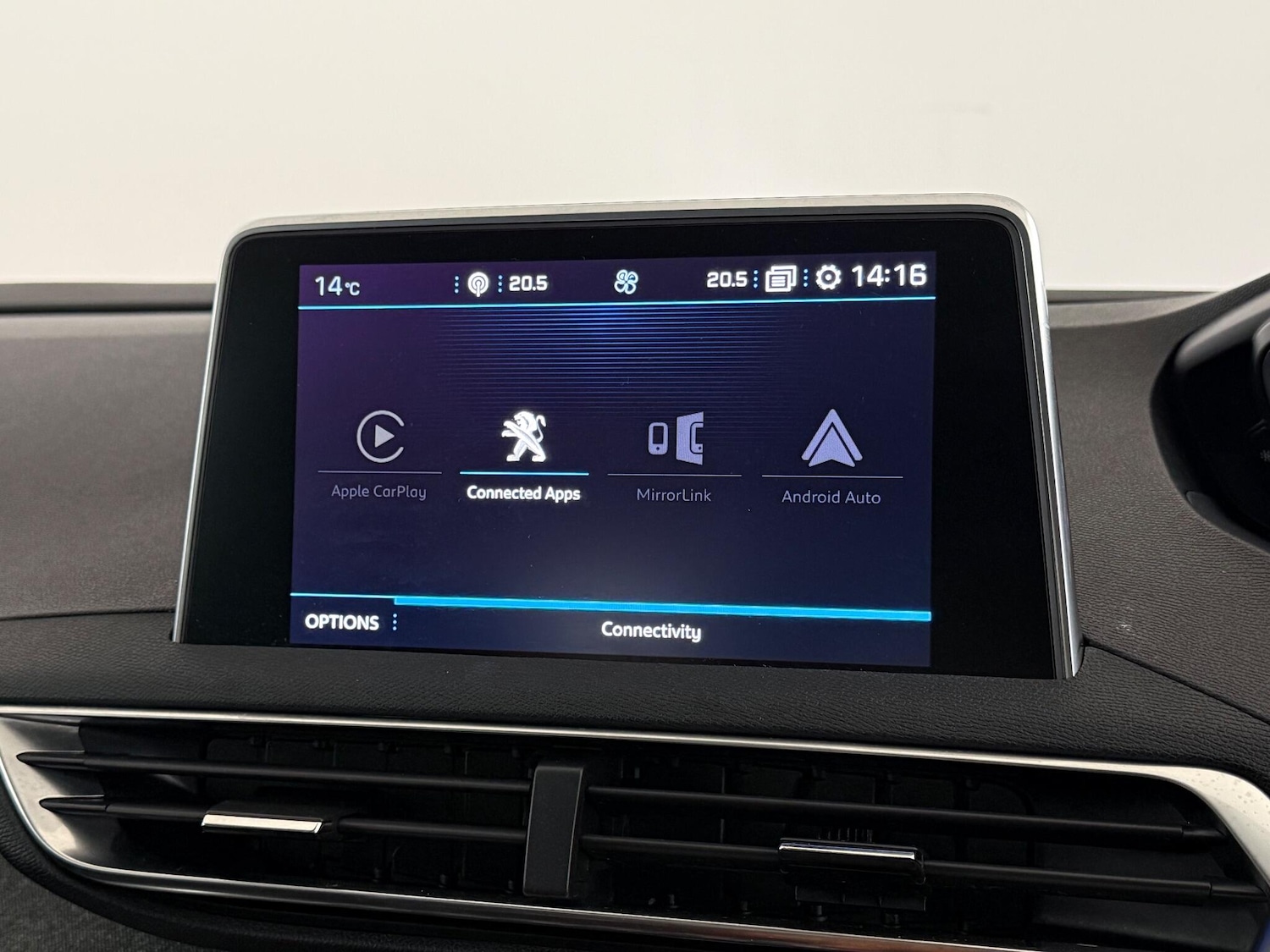 Used Peugeot 3008 2018 for sale - 77246115: Photo 31