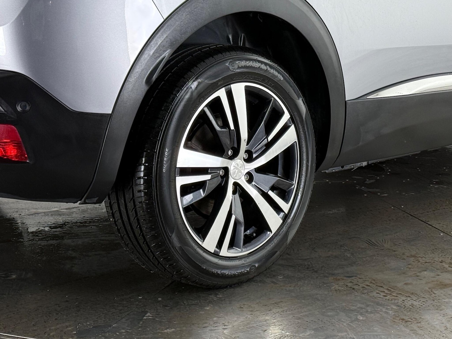 Used Peugeot 3008 2018 for sale - 77246115: Photo 9