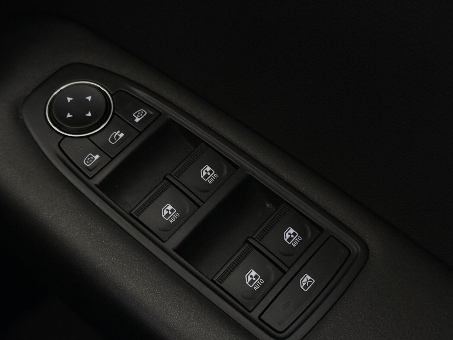 Used Renault Captur 2020 for sale - 77246298: Photo 24