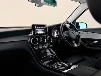 Used Mercedes-Benz GLC 2018 for sale - 79497255: Photo