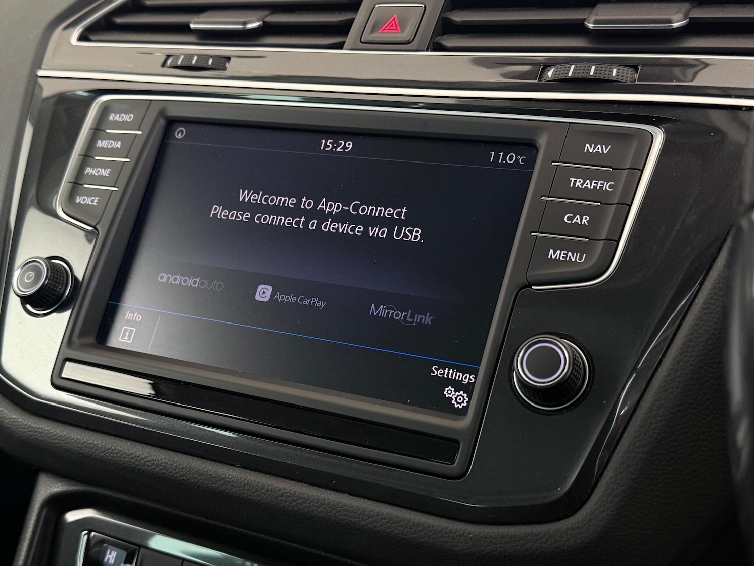 Used Volkswagen Tiguan 2017 for sale - 77246085: Photo 31