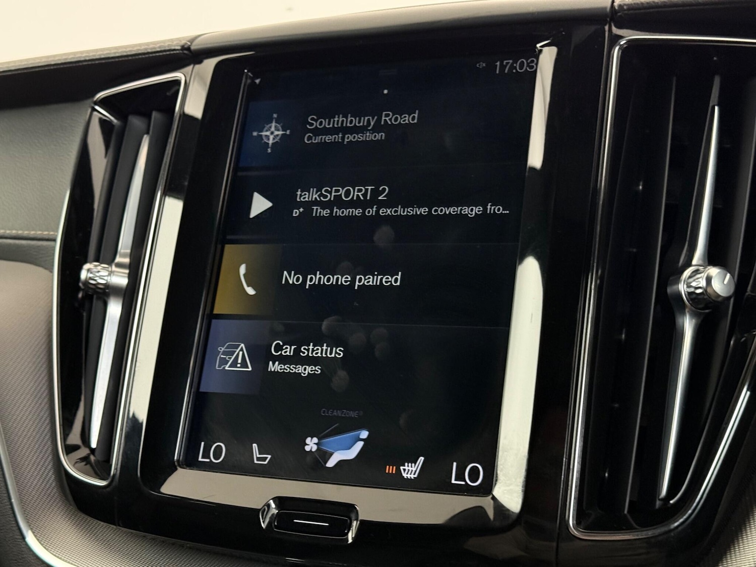 Used Volvo XC60 2020 for sale - 76468182: Photo 35