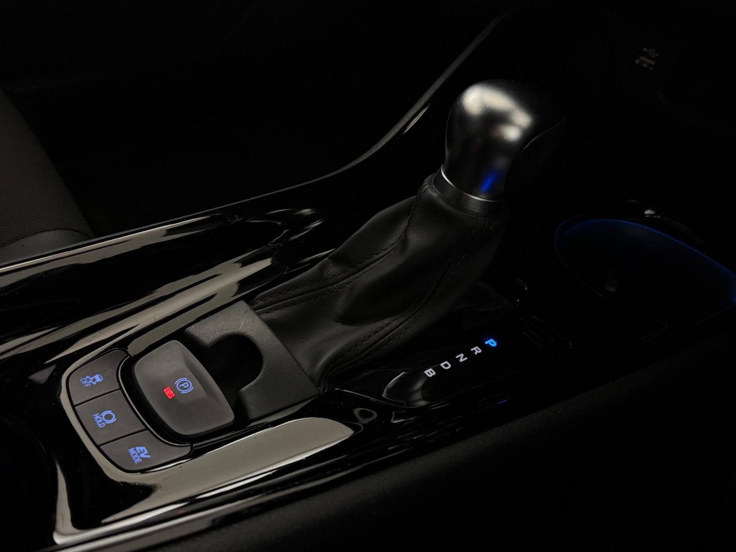 Used Toyota C-HR 2022 for sale - 77259956: Photo 25