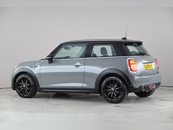 Used MINI Hatch 2019 for sale - 78232234: Photo