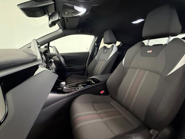 Used Toyota C-HR 2023 for sale - 76163553: Photo 15