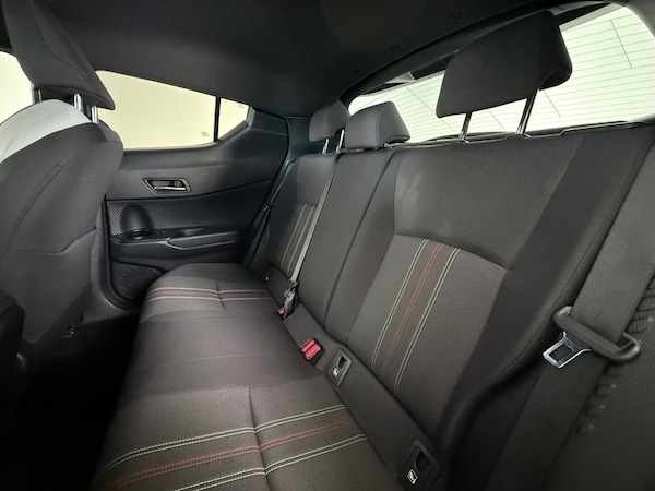 Used Toyota C-HR 2023 for sale - 76163553: Photo 16