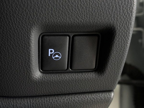 Used Toyota C-HR 2023 for sale - 76163553: Photo 38
