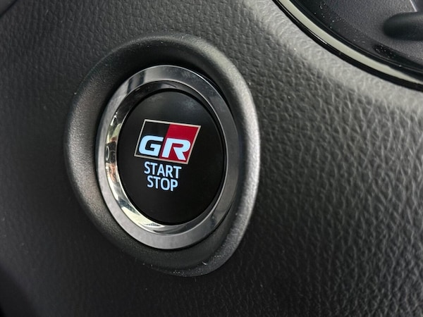 Used Toyota C-HR 2023 for sale - 76163553: Photo 40