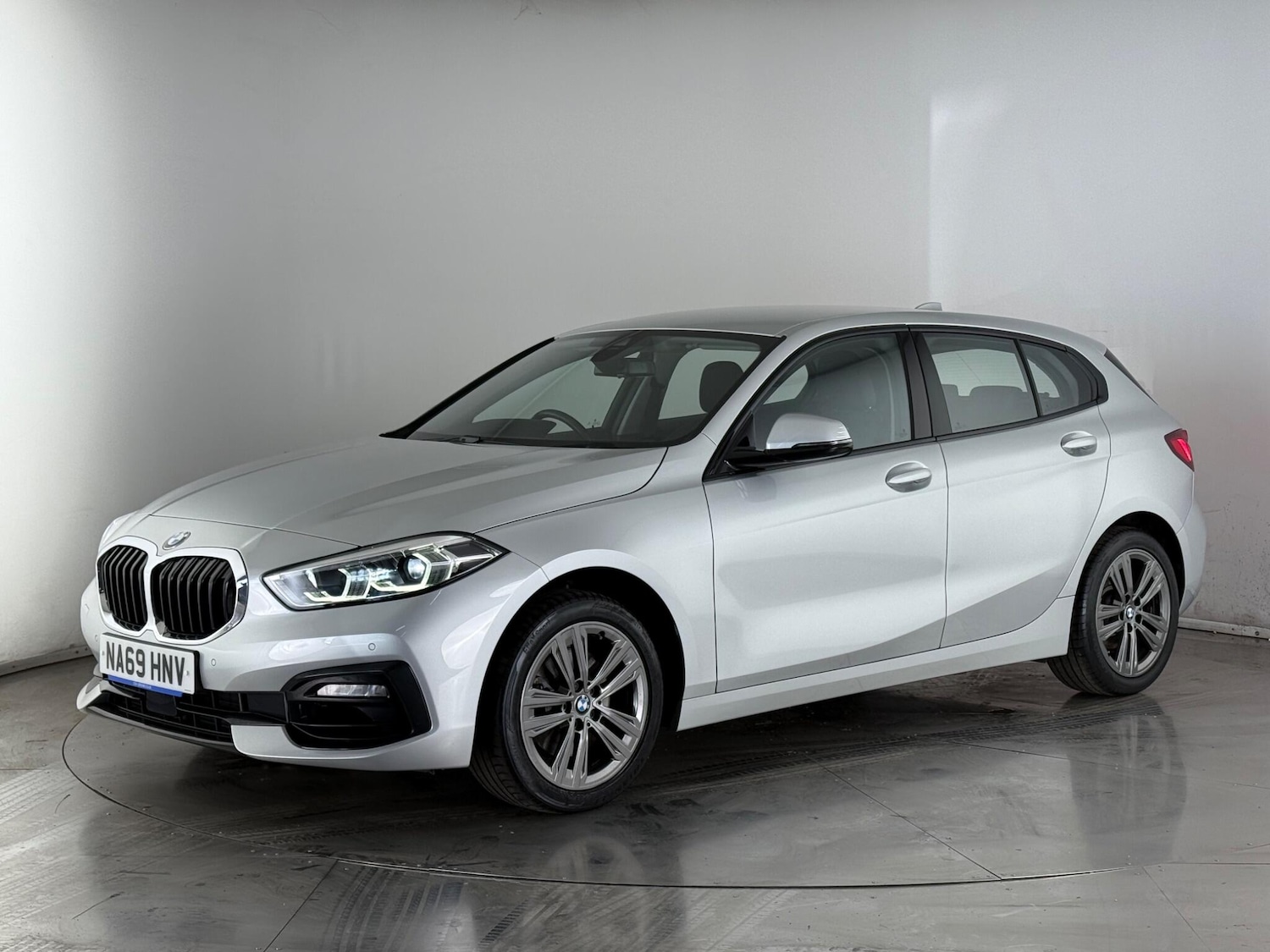 Used BMW 1 Series 2019 for sale - 77243964: Photo 2