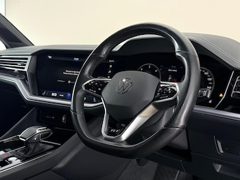 Used Volkswagen Touareg 2021 for sale - 79366554: Photo